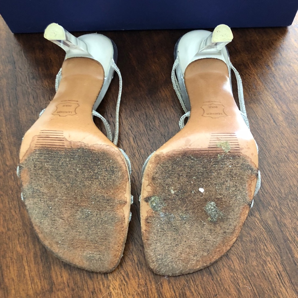Stuart Weitzman Simple Simon Heels in a size 7 - Picture 3 of 4